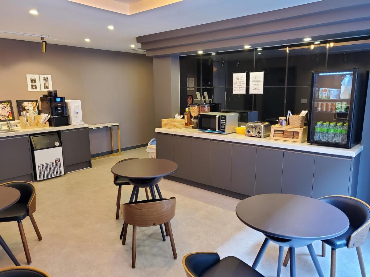 בוסאן The Stone Bridge Hotel Sasang מראה חיצוני תמונה